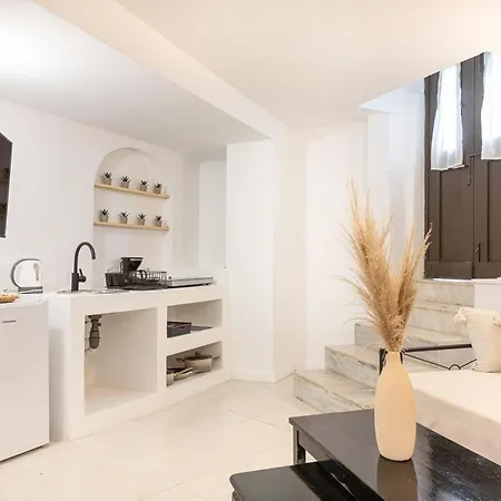 Apartment Windmill Tower *